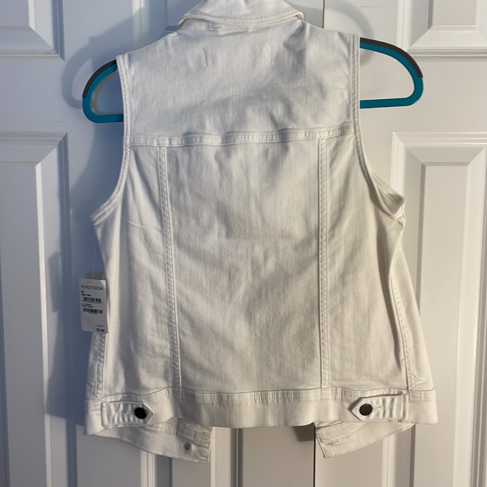 Treasure  bond white vest never worn . Bought at Norstrom - Picture 3 of 4
